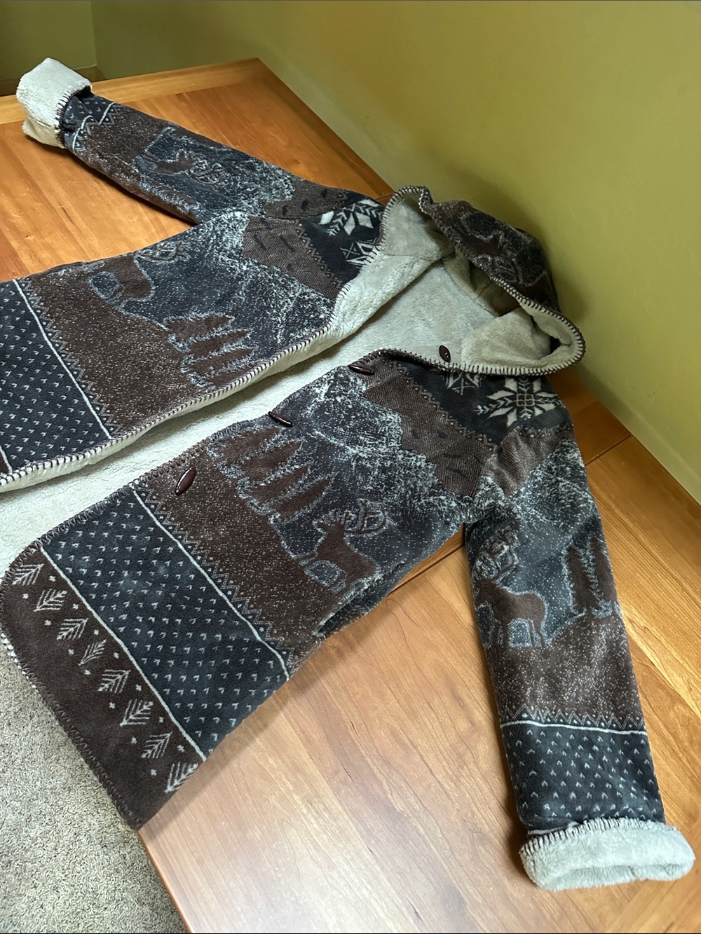 Women’s Brown Lined Mountain Patterned Hooded Jacket